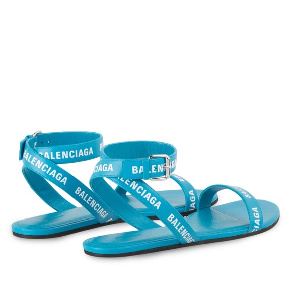 Balenciaga Logo Flat - Picture 2 of 5